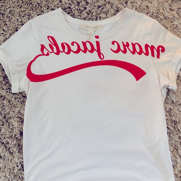 Marc Jacobs Reverse Logo Tee Size Small - Picture 2 of 5
